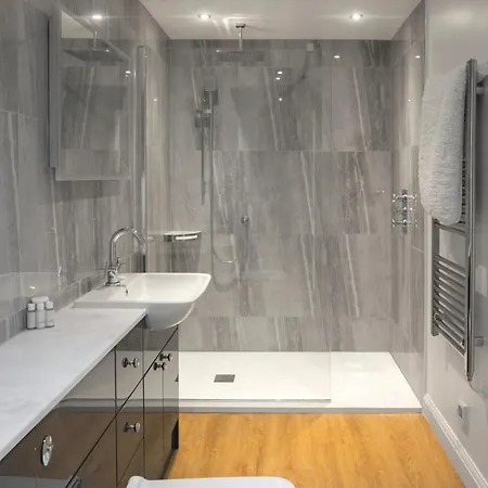 Appartamento no 1 Wood Street Swindon Esterno foto